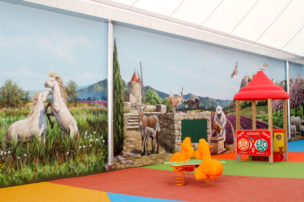 Wandgestaltung Graffitimalerei in Freizeitparks und Erlebniswelten